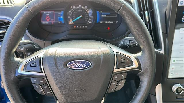 2024 Ford Edge SEL photo