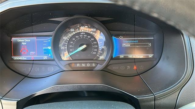 2024 Ford Edge SEL photo