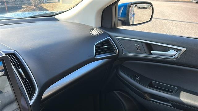2024 Ford Edge SEL photo