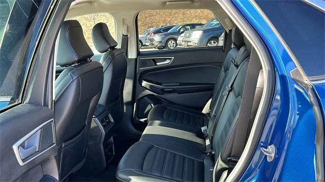 2024 Ford Edge SEL photo