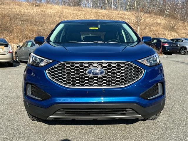 2024 Ford Edge SEL photo