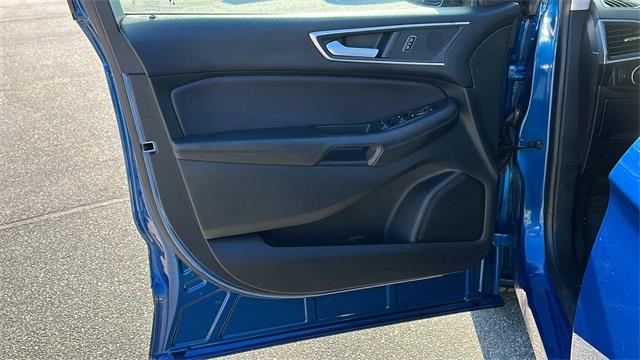 2024 Ford Edge SEL photo