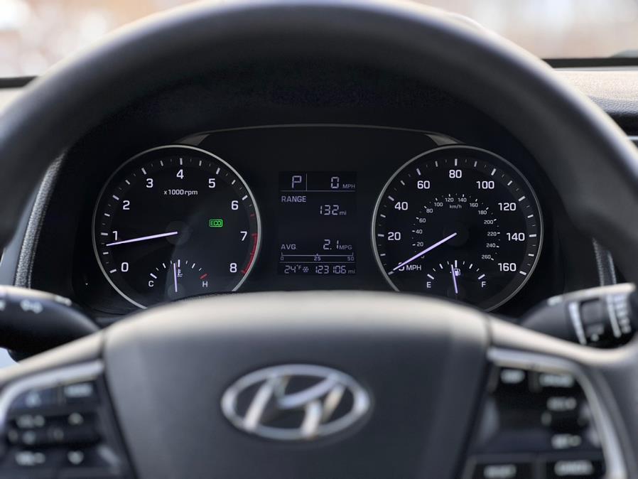 2018 Hyundai Elantra SE 2.0L Auto (Alabama) photo