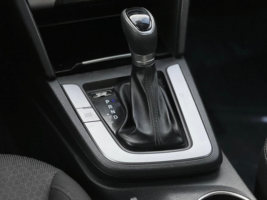 2018 Hyundai Elantra SE 2.0L Auto (Alabama) photo