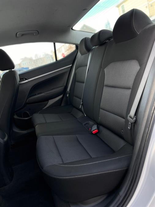 2018 Hyundai Elantra SE 2.0L Auto (Alabama) photo