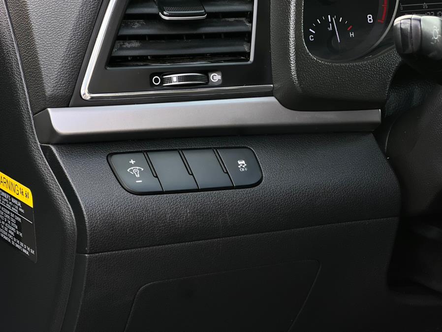 2018 Hyundai Elantra SE 2.0L Auto (Alabama) photo