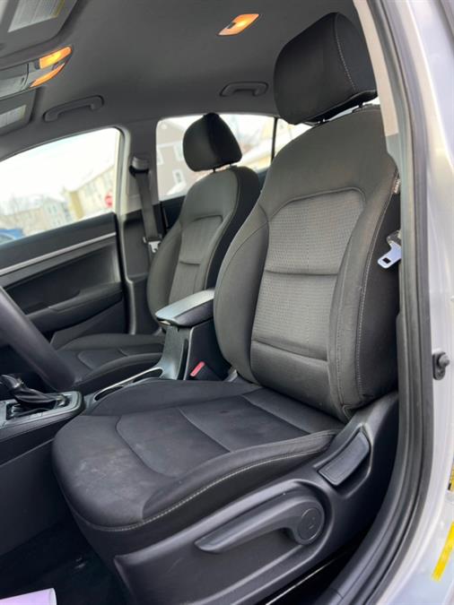 2018 Hyundai Elantra SE 2.0L Auto (Alabama) photo