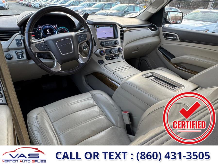 2017 GMC Yukon XL 4WD 4dr Denali photo