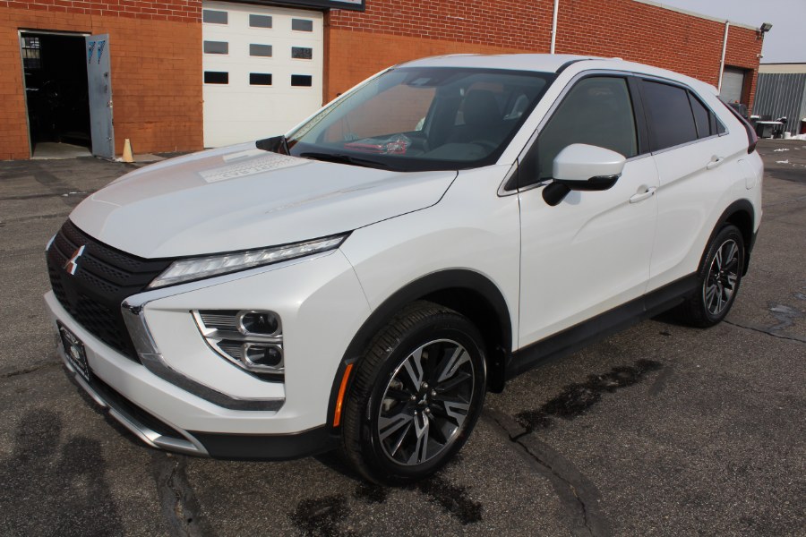 2023 Mitsubishi Eclipse Cross SE photo 3