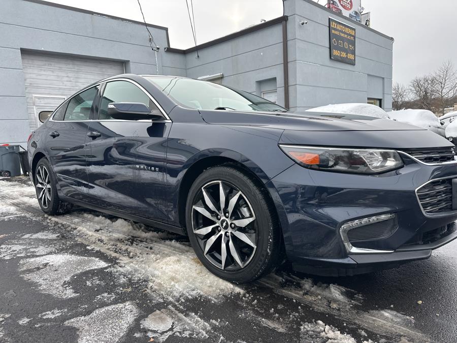2016 Chevrolet Malibu 4dr Sdn LT w/1LT photo