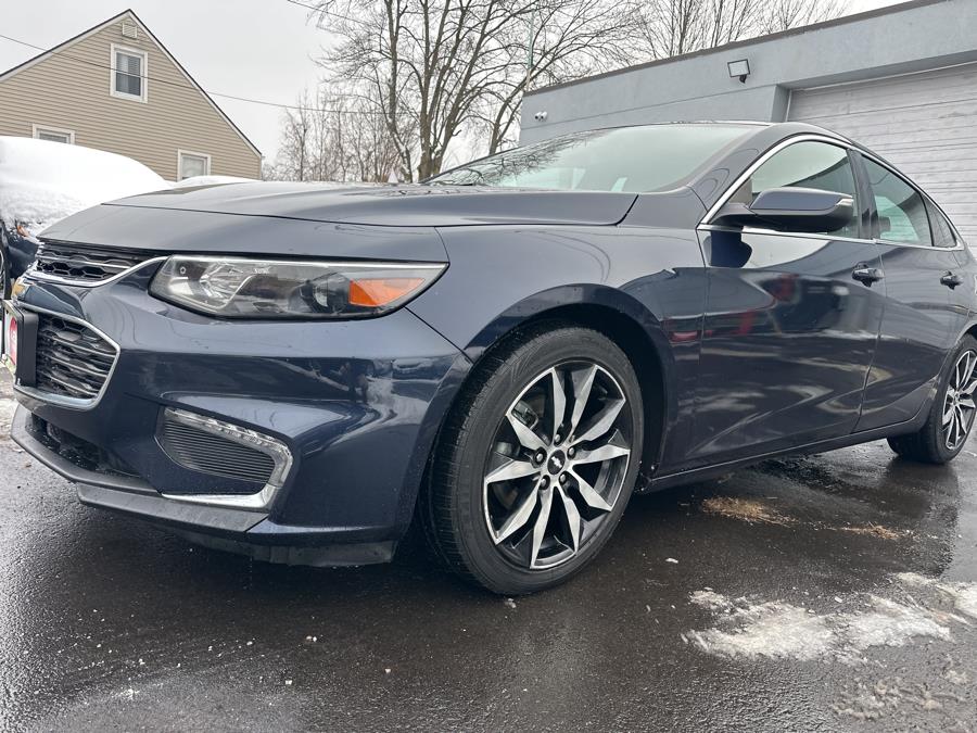 2016 Chevrolet Malibu 4dr Sdn LT w/1LT photo