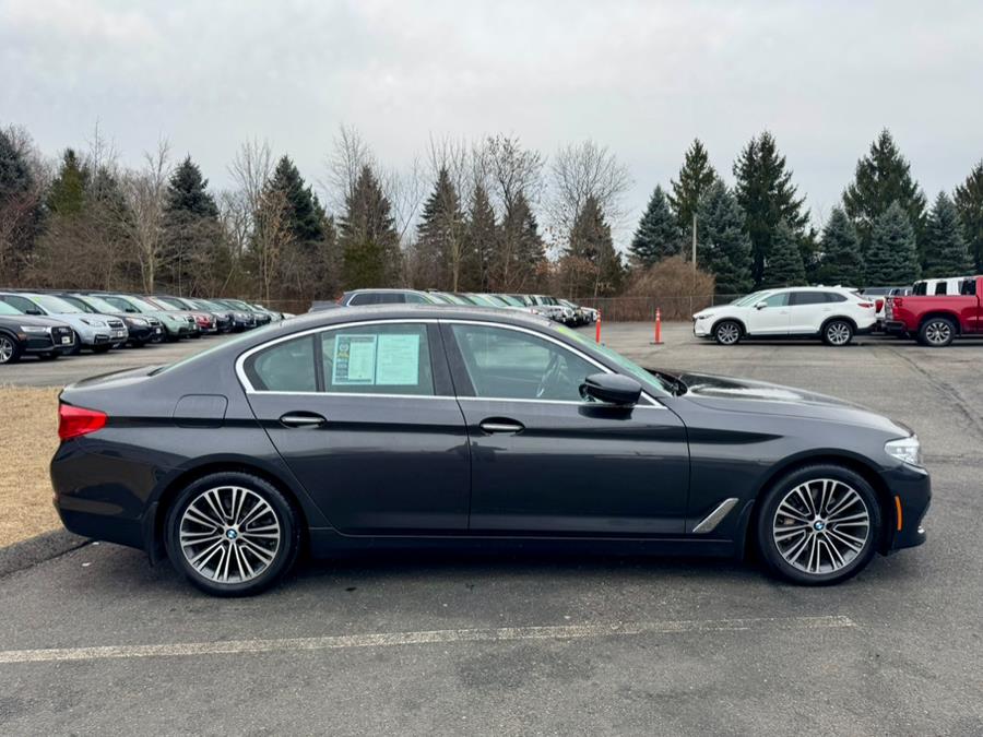 2017 BMW 5-Series 530i xDrive Sedan photo