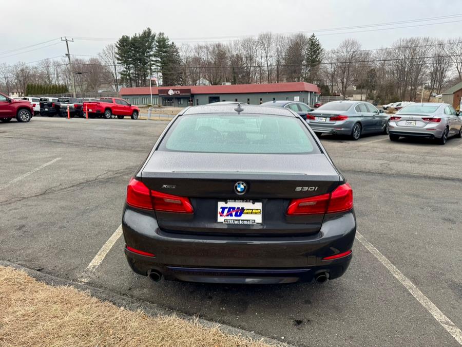 2017 BMW 5-Series 530i xDrive Sedan photo