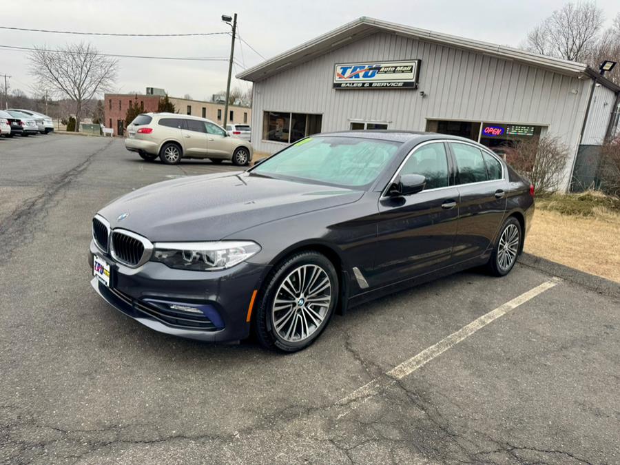 2017 BMW 5-Series 530i xDrive Sedan photo