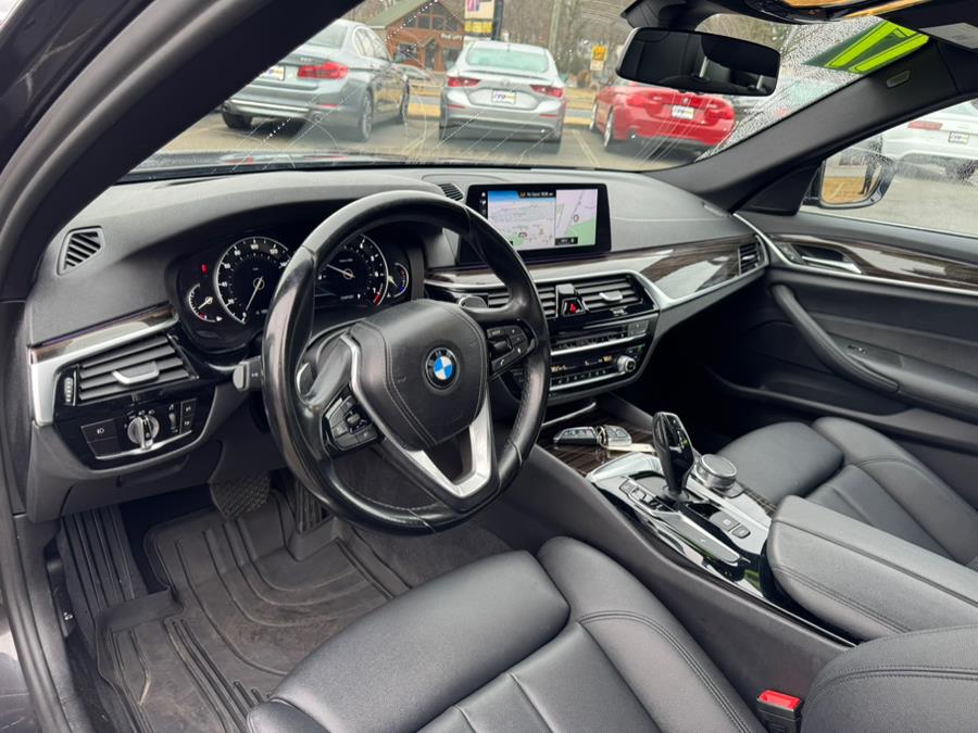 2017 BMW 5-Series 530i xDrive Sedan photo