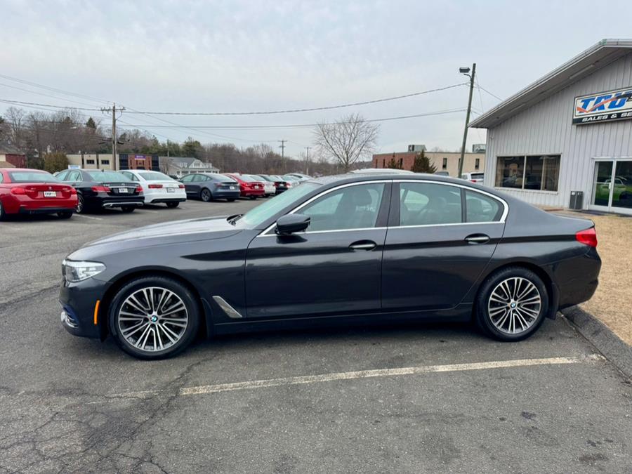 2017 BMW 5-Series 530i xDrive Sedan photo