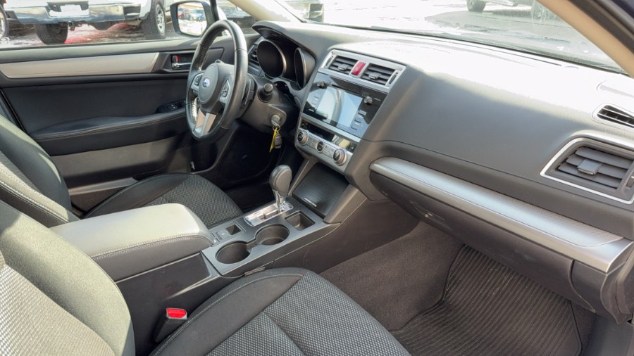 2016 Subaru Outback 4dr Wgn 2.5i Premium PZEV photo