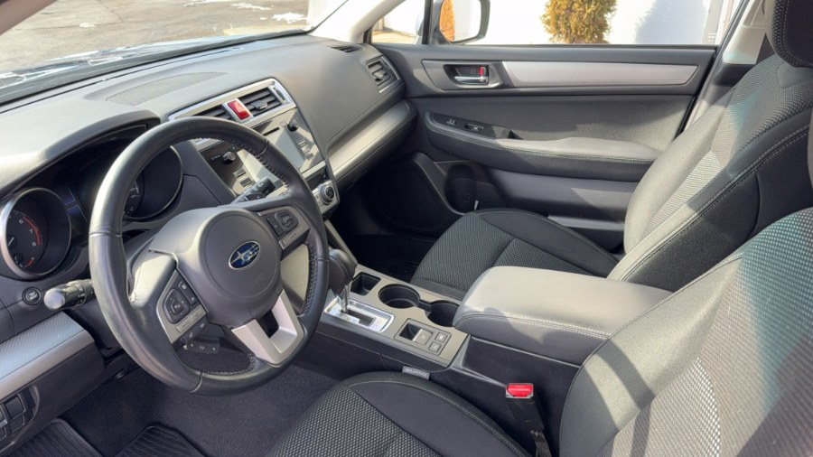 2016 Subaru Outback 4dr Wgn 2.5i Premium PZEV photo