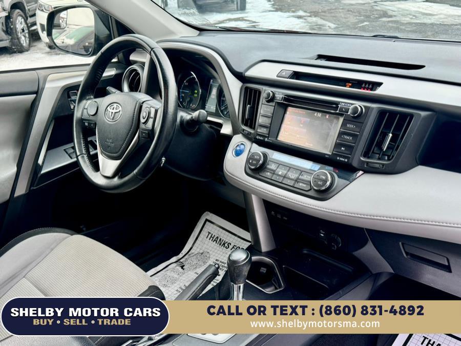 2017 Toyota RAV4 Hybrid XLE AWD (Natl) photo