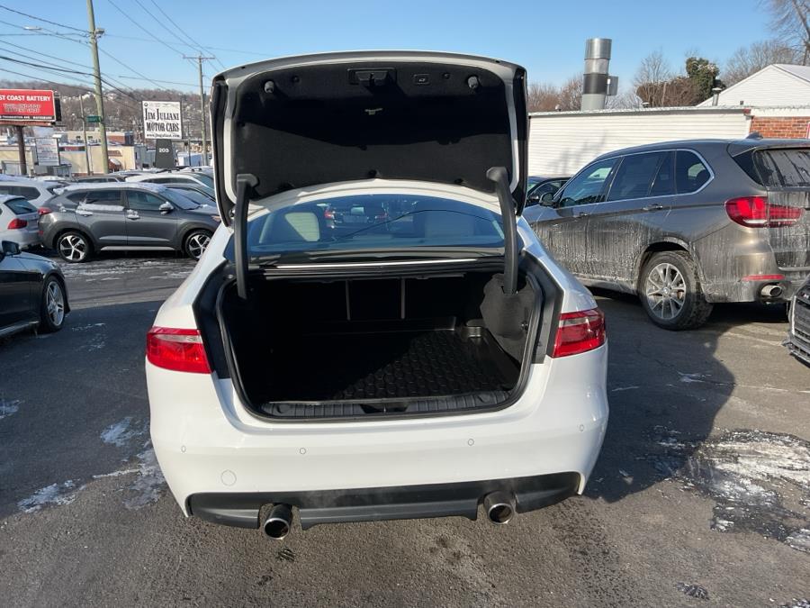 2017 Jaguar XF 35t Prestige AWD photo