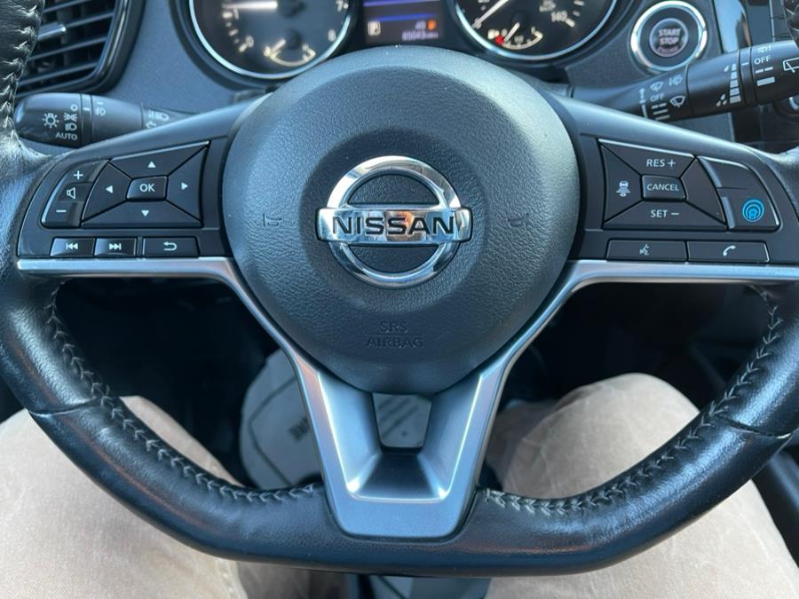 2020 Nissan Rogue AWD SV photo