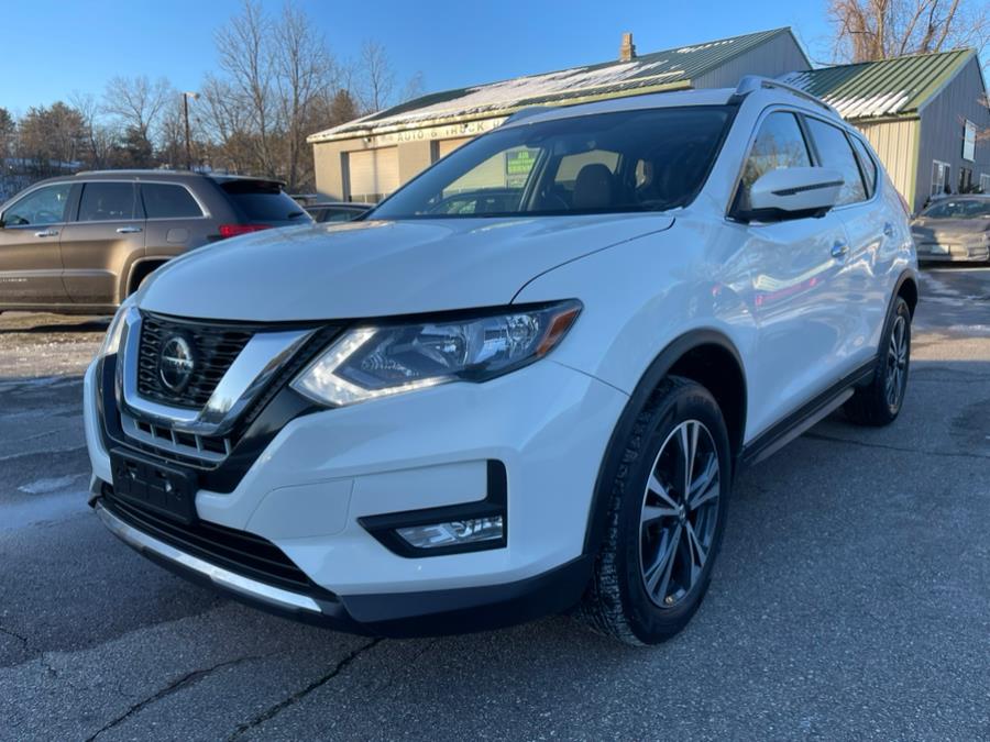 2020 Nissan Rogue AWD SV photo