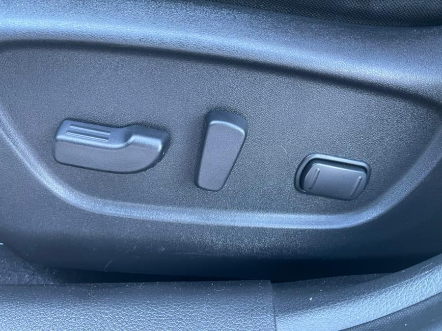 2020 Nissan Rogue AWD SV photo