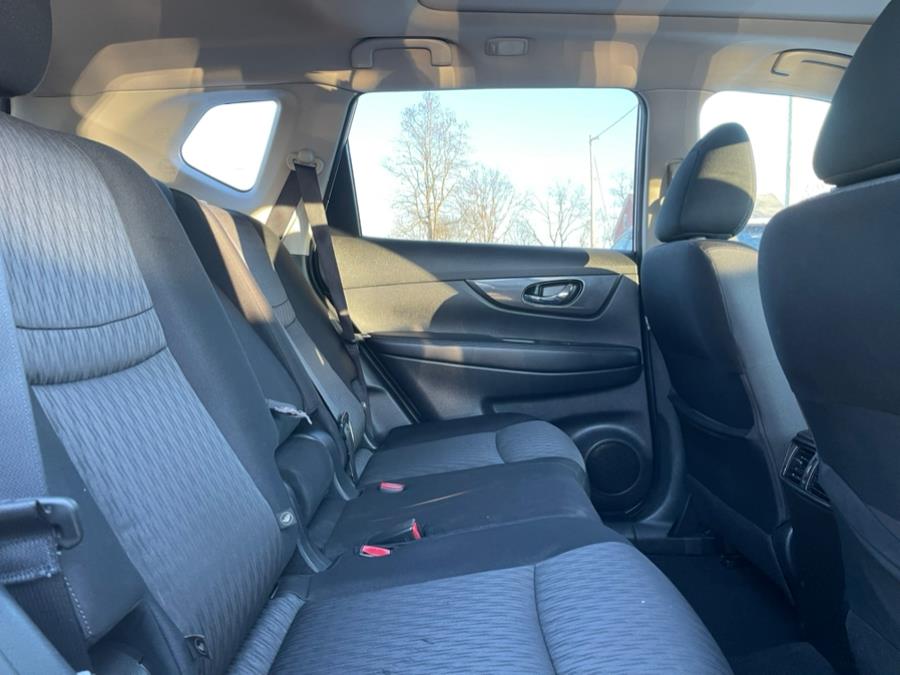 2020 Nissan Rogue AWD SV photo