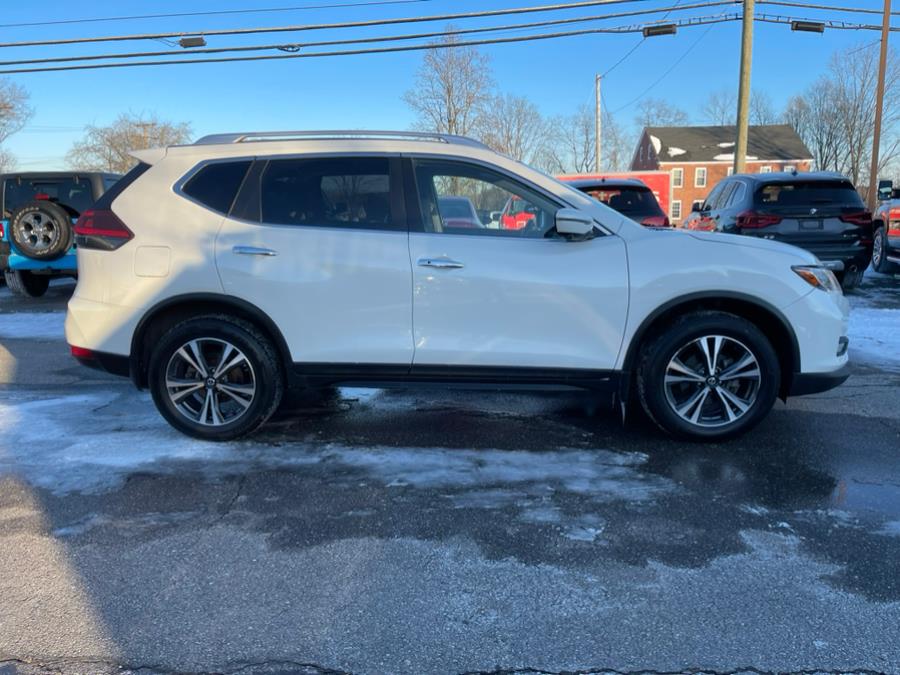 2020 Nissan Rogue AWD SV photo
