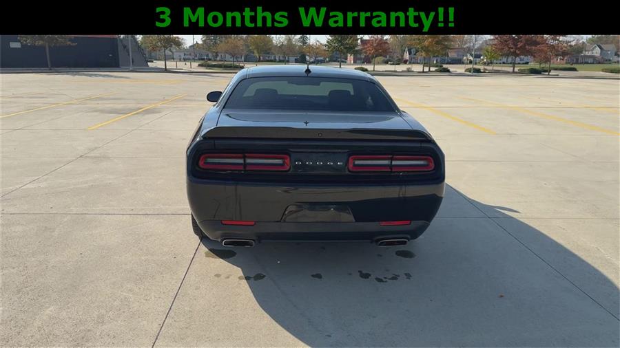 2015 Dodge Challenger R/T Scat Pack photo