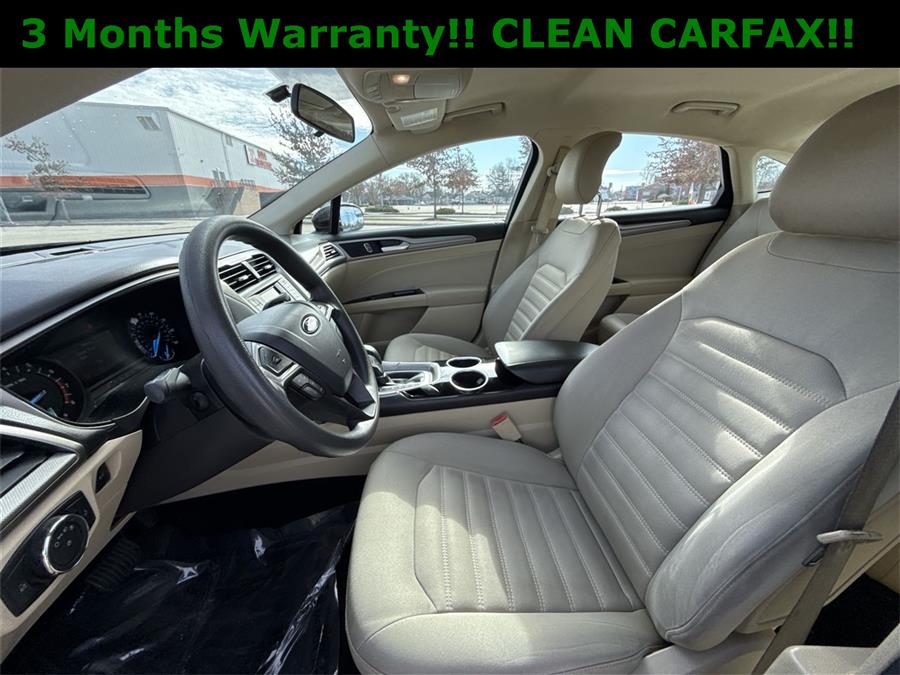 2013 Ford Fusion SE photo