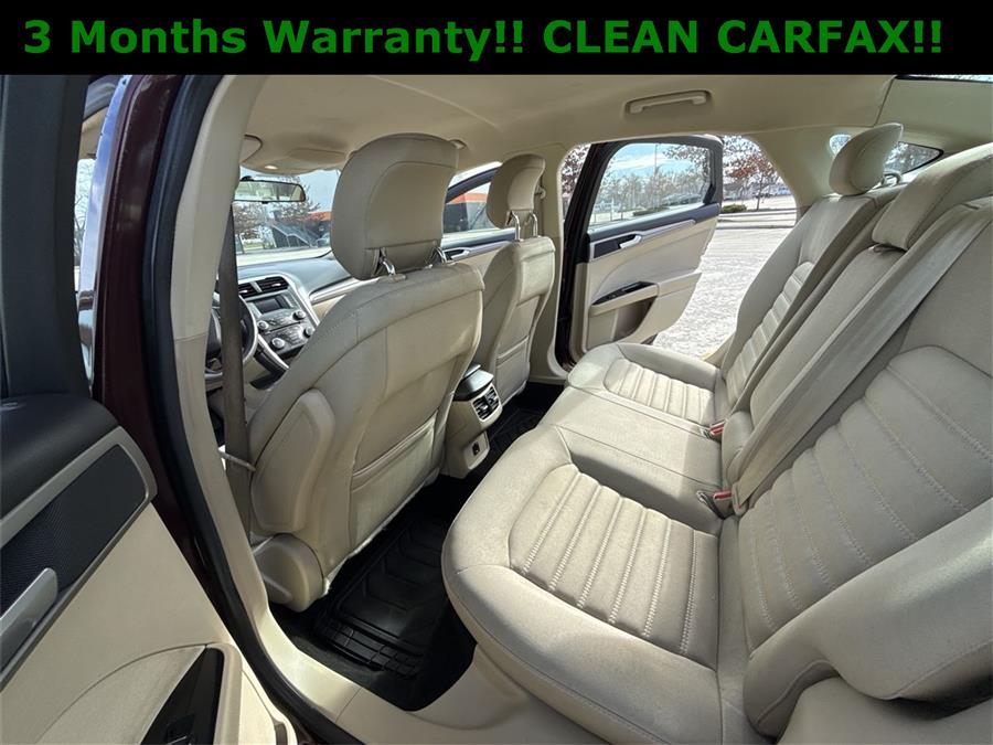 2013 Ford Fusion SE photo