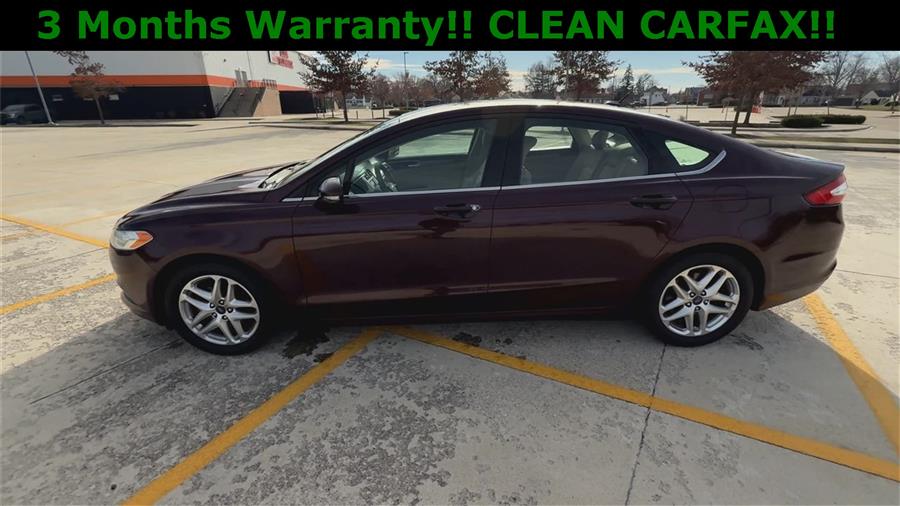 2013 Ford Fusion SE photo