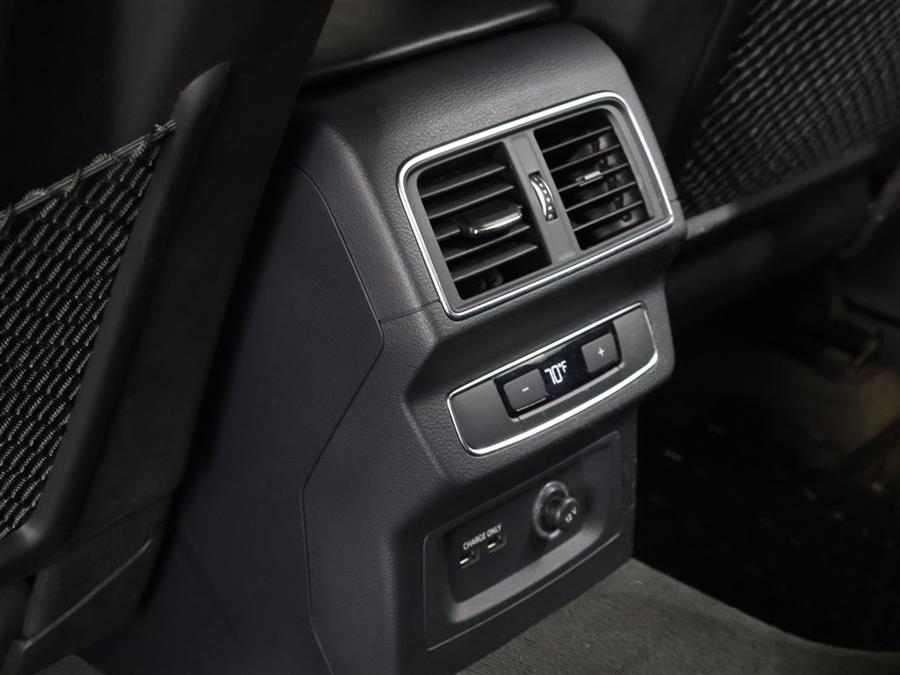 2019 Audi SQ5 PREMIUM PLUS photo