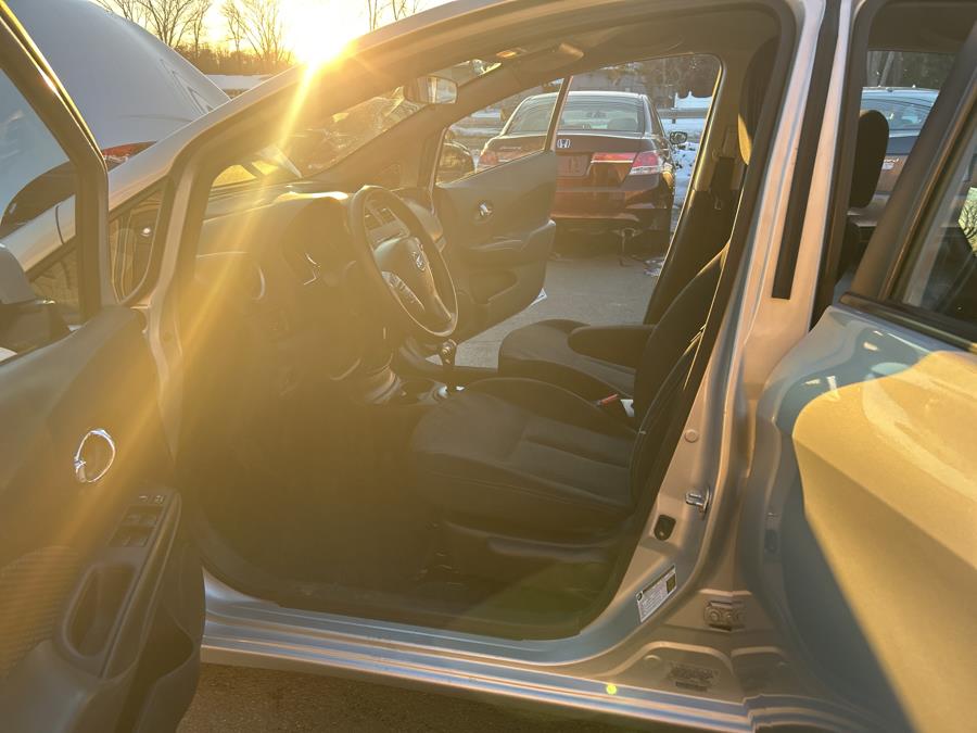 2014 Nissan Versa Note S photo