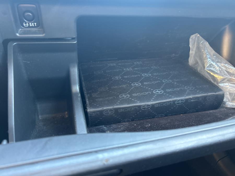 2006 Scion tC photo