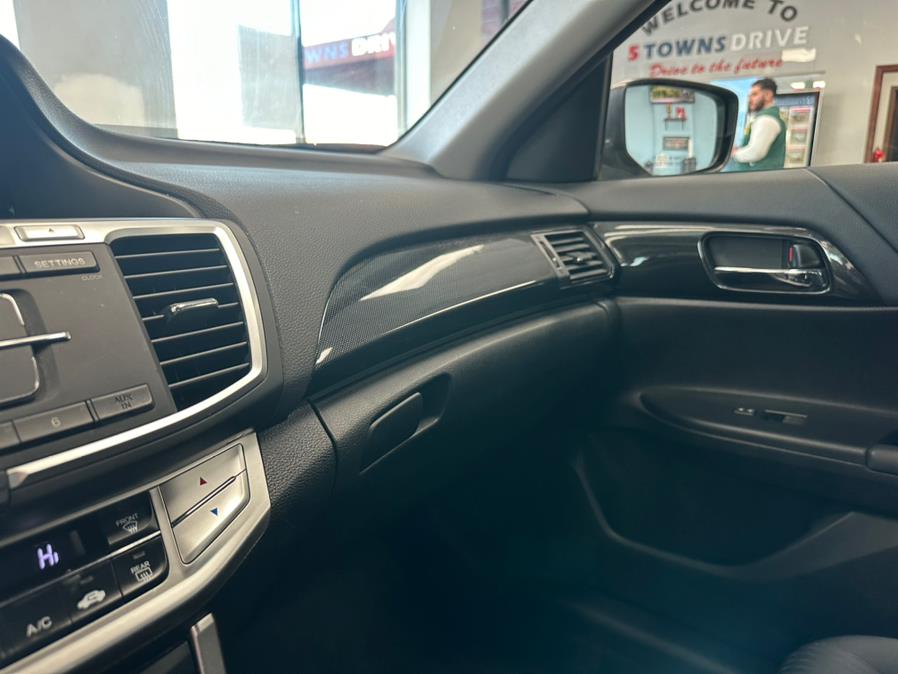 2014 Honda Accord Sport photo