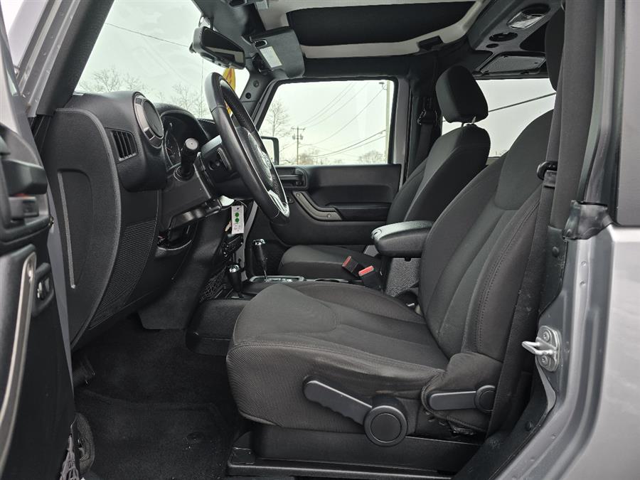 2017 Jeep Wrangler Willys Wheeler 4x4 photo