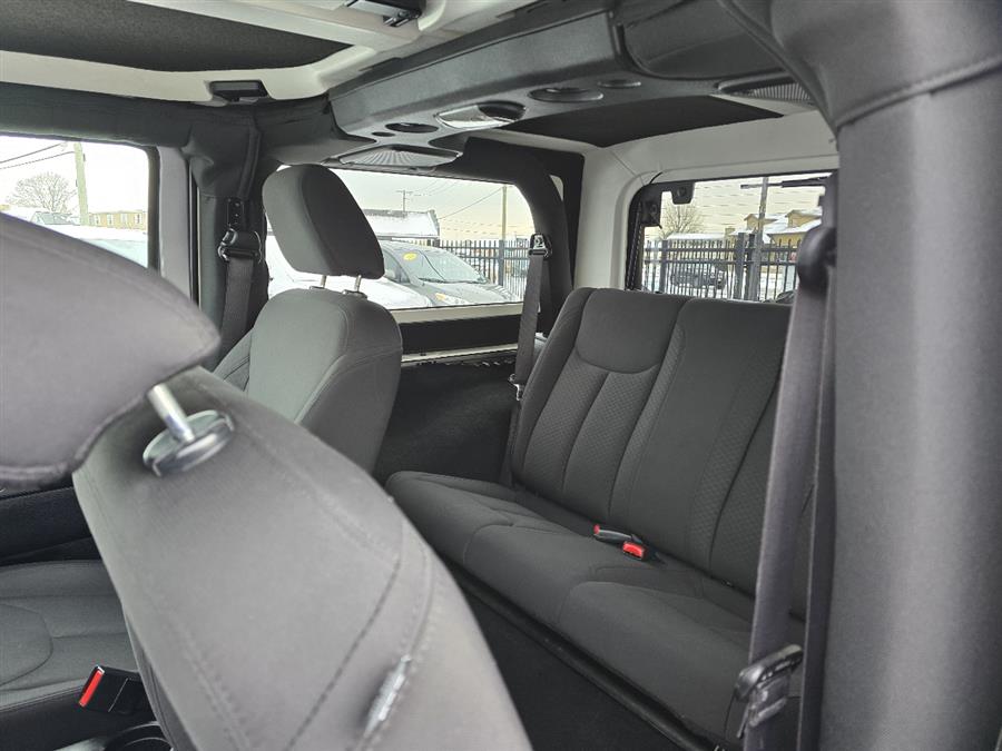 2017 Jeep Wrangler Willys Wheeler 4x4 photo