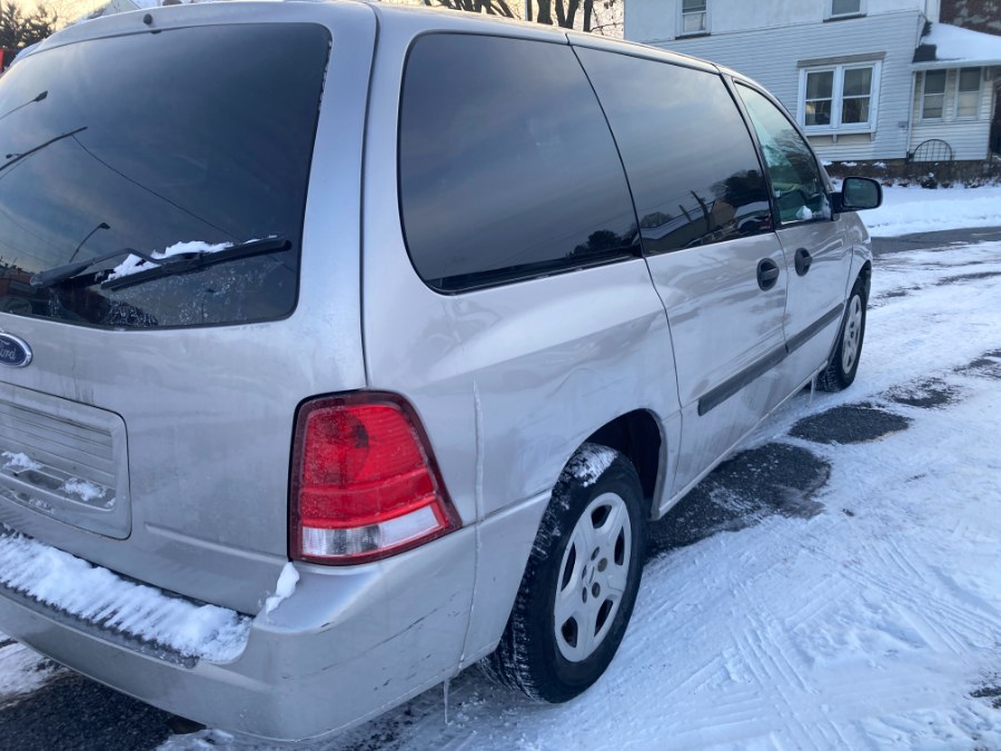 2004 Ford Freestar S photo