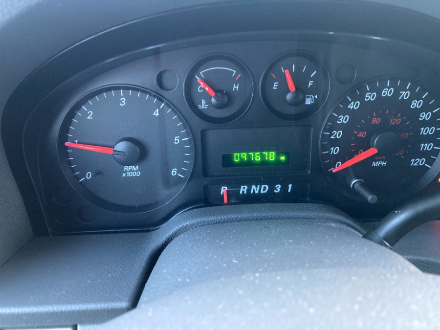 2004 Ford Freestar S photo