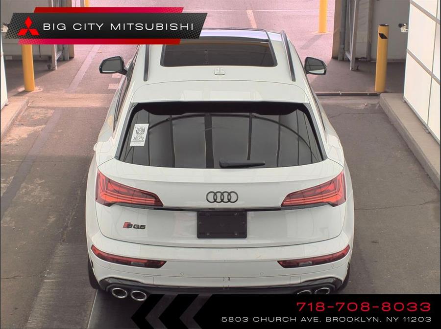 2022 Audi SQ5 Premium Plus photo