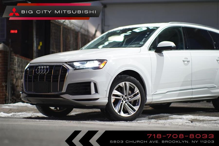 2023 Audi Q7 55 Premium Plus photo