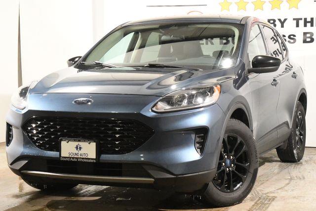 2020 Ford Escape Hybrid SE Sport photo