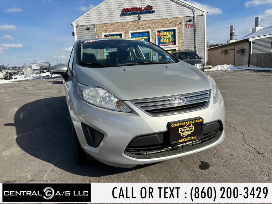 2013 Ford Fiesta SE photo