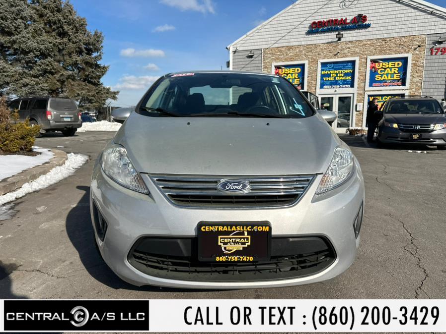 2013 Ford Fiesta SE photo