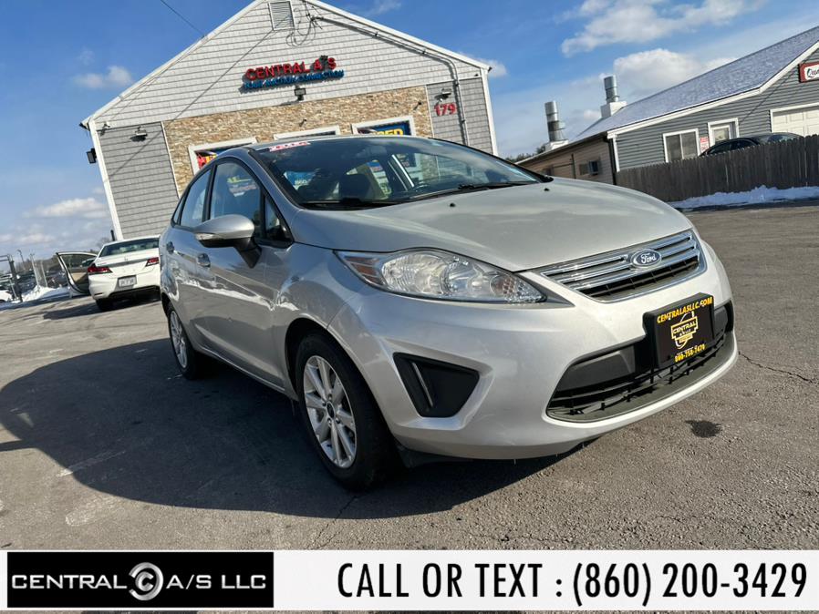 2013 Ford Fiesta SE photo