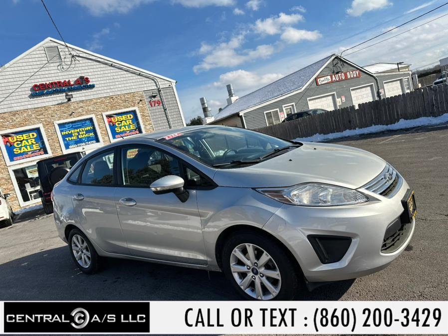 2013 Ford Fiesta SE photo