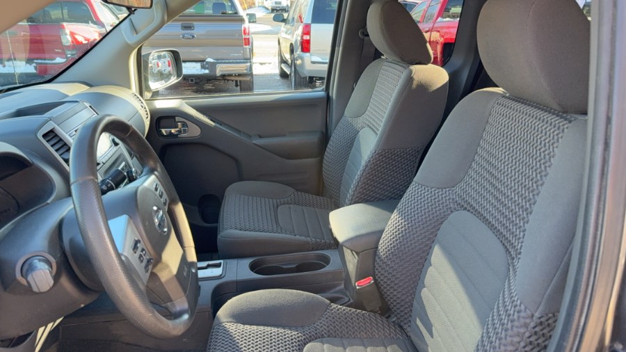 2018 Nissan Frontier King Cab 4x4 SV V6 Auto photo