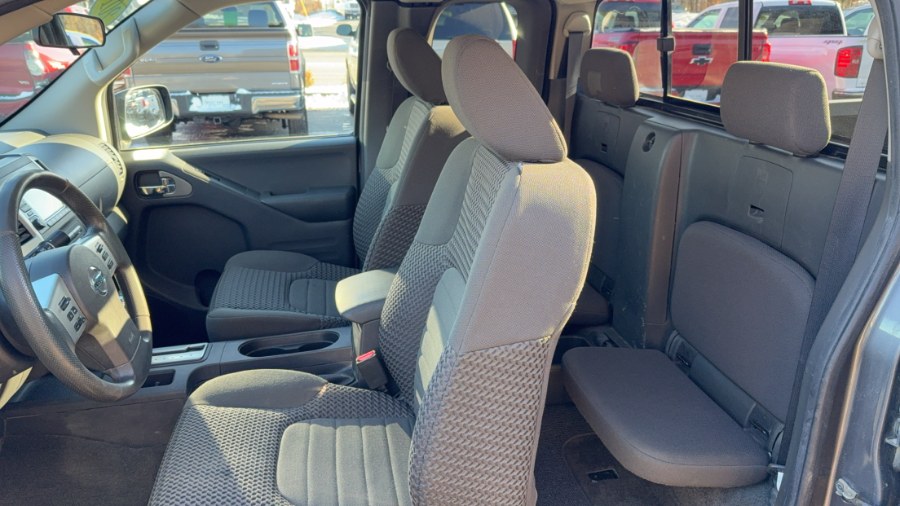 2018 Nissan Frontier King Cab 4x4 SV V6 Auto photo